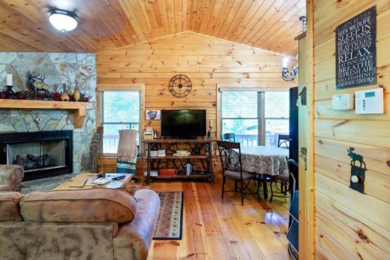 蓝岭Mountain Spirit Cabin - Fireplace And Hot Tub别墅 外观 照片